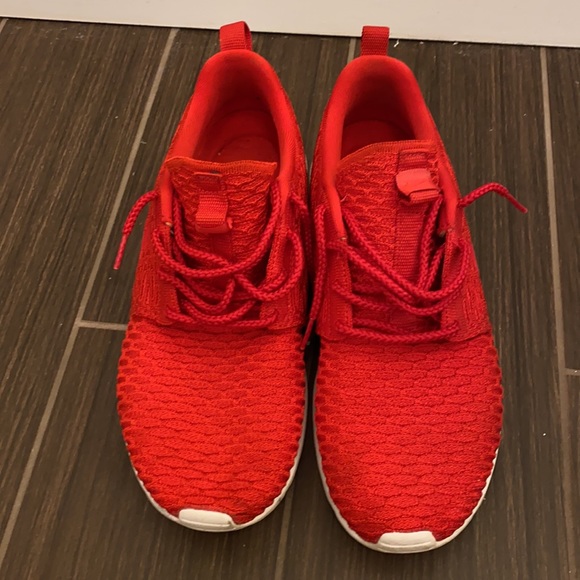 Nike Roshe NM Flyknit Mens Athletic Running Shoes Size 8.5 Red 677243-603 - Picture 2 of 5